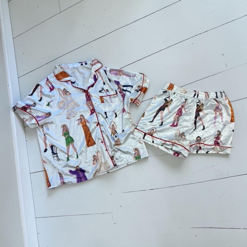 Taylor Swift Eras Pajama Set Size Large
